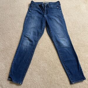 Athleta Women's Slim Straight Jeans in Dark Blue